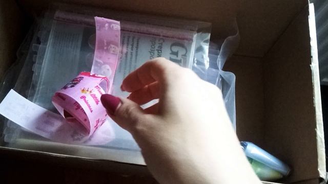 Распаковка посылки для рукоделия. КАНЗАШИ /клеевой пистолет/ смотреть онлайн