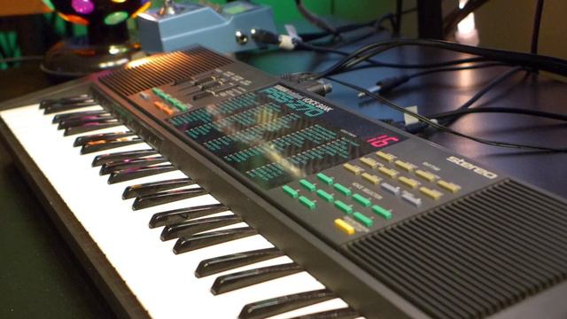 Yamaha PSS-270 demonstration song "The happiest keyboard in the world" смотреть онлайн