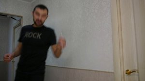 Как повесить картины на стену. ЛайфХаки. Как повесить рамки, фотографии.