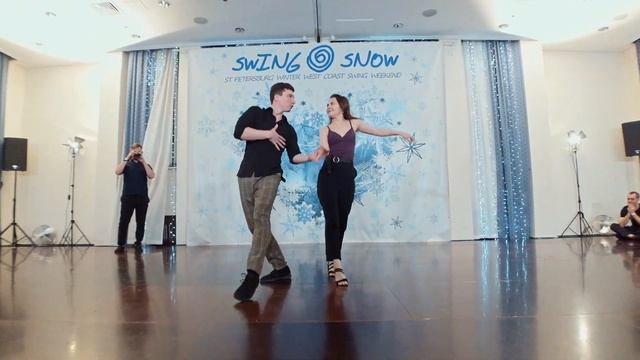 Semion Ovsiannikov & Maria Elizarova Pro Show Swing & Snow 2022 смотреть онлайн