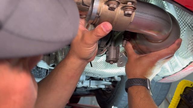 Porsche 911 Carrera S 992 with Europipe Sports Cats and PSE смотреть онлайн