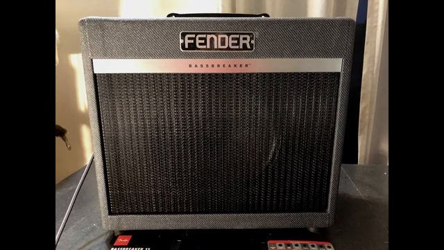 Fender Bassbreaker 15 at home смотреть онлайн
