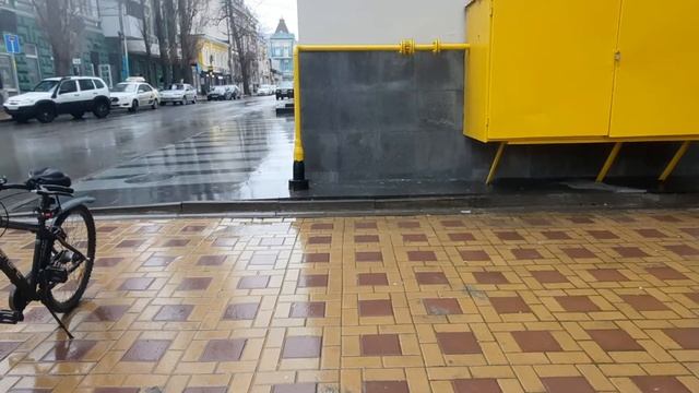 Бесполезная ливневая канавка. Вода потечёт вверх? смотреть онлайн