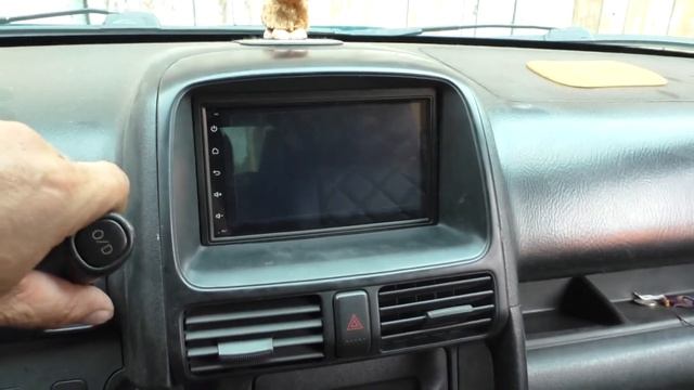 Магнитола LeTrun на Honda CR-V 2003 года смотреть онлайн
