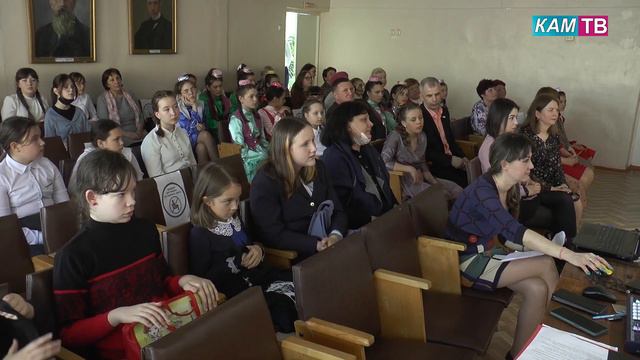 В ДШИ Каменского района наградили талантливых детей смотреть онлайн