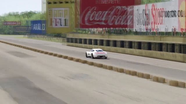 Porsche Mission E vs Koenigsegg Gemera at Monza Full Course смотреть онлайн