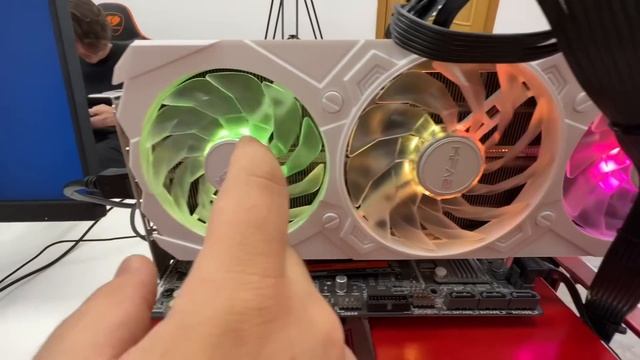 Купили RTX4070 KFA2 X 3FAN White за 67999 рублей! ☑️ ОБЗОР!