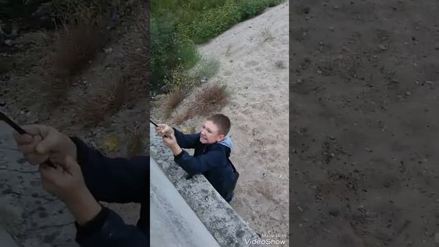 Забираем медный провод у грифера смотреть онлайн