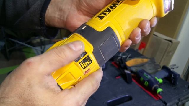 Обзор УШМ(болгарки) Dewalt DWE4257-KS смотреть онлайн