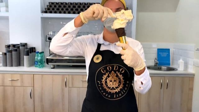 ВЛОГ ГДЕ ЖИВУТ МИЛЛИОНЕРЫ В ЧЕРНОГОРИИ | ЧАСТЬ 2 -PORTONOVI смотреть онлайн