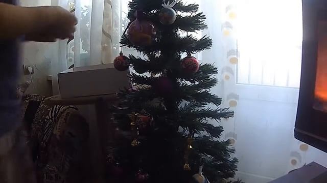 Наряжаем ёлку! смотреть онлайн