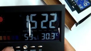 Часы-метеостанция с Алиэкспресс термометр, гигрометр, прогноз погоды, будильник, календарь.