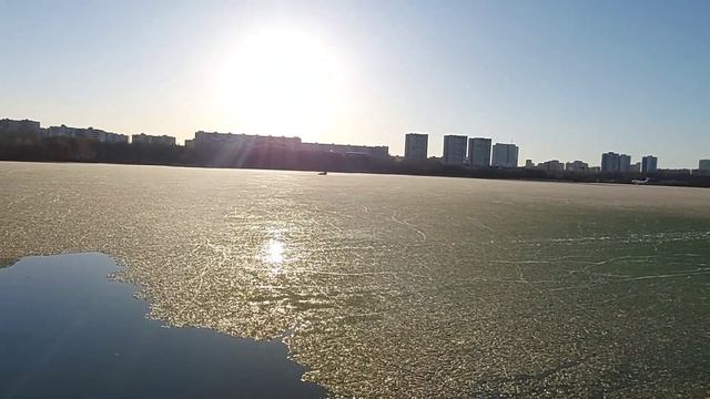 Парк Северного Речного Вокзала. Отличная получилась прогулка. Апрель 2023. смотреть онлайн