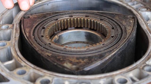 Роторный двигатель MAZDA 13B-MSP смотреть онлайн