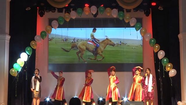 Дни национальных культур в ТПУ. Томск. Ансамбль монгольского танца "Алтан ураг" смотреть онлайн