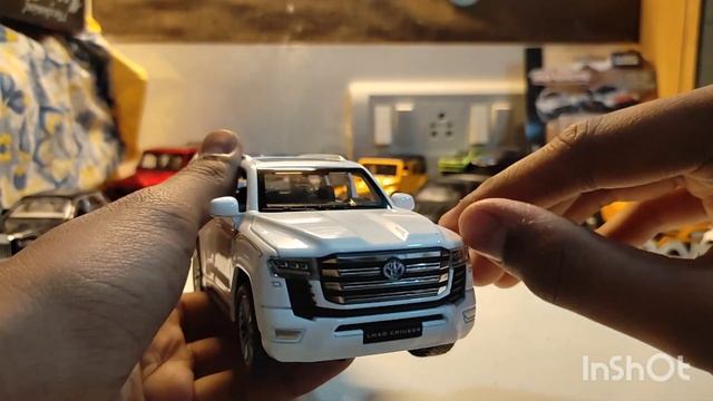 Toyota Land Cruiser LC300 | CX.R Twin Turbo V6 | 1:32 Diecast | CarMaster Kedar смотреть онлайн