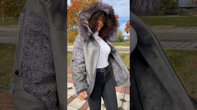 Дублёнка из меха овчины, производство Турция, капюшон, отделка мехом чернобурой лисы, цвет серый, смотреть онлайн