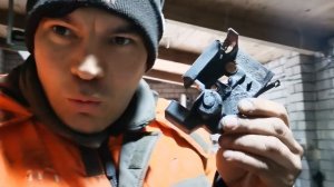 Как открыть заклинившую дверь калина