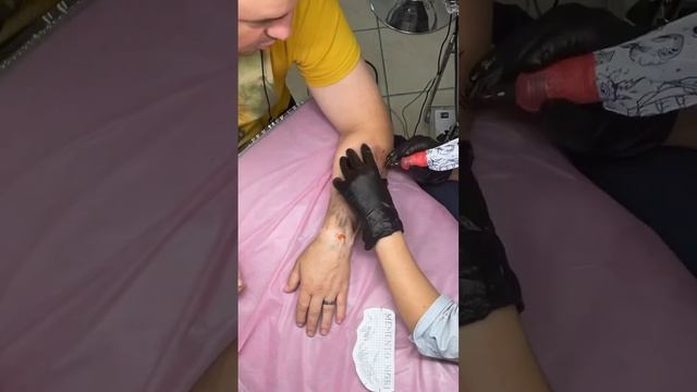 #mementomori #tattoodesign #обучениетату #работасклиентом #татуировки #татунаруке смотреть онлайн