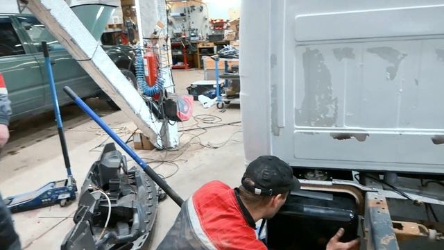 Успеть за два дня - ?запускаем мотор от Газели, еще запчасти, еще расходы, двигатель УМЗ-4216 смотреть онлайн