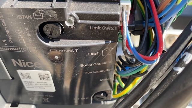 NICE ROX600 ROA400. Ustawienie bramy prawej lub lewej. Źle działające fotokomórki lub krańcówki? смотреть онлайн