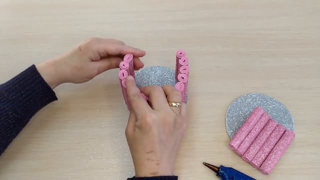 3 DIY идей ДЕКОРАТИВНЫХ ПОДЕЛОК своими руками из РАЗНЫХ МАТЕРИАЛОВ. Декор к Новому году и Рождеству смотреть онлайн