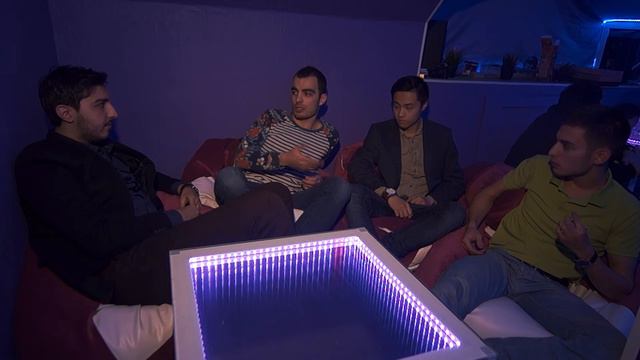 |Briff.TV| Интервью с владельцами Nargilia Univer смотреть онлайн