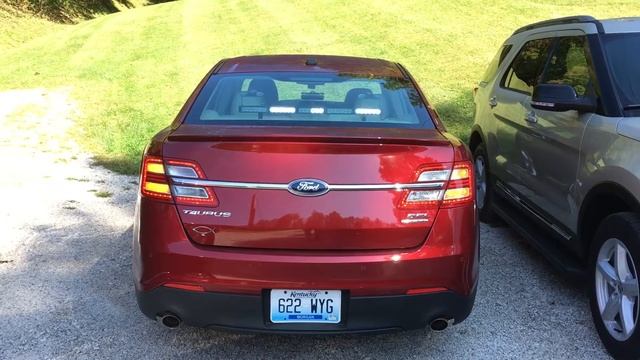 2013 Ford Taurus P.O.V. back light setup смотреть онлайн