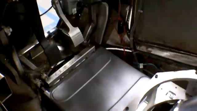 Lit Motors unveils functioning prototype of its C-1 self-balancing electric motorcycle смотреть онлайн