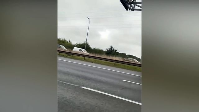 IDIOTS ON THE ROAD #2 смотреть онлайн