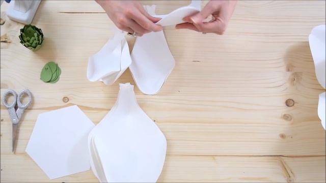 DIY Giant Paper Magnolia Flowers смотреть онлайн