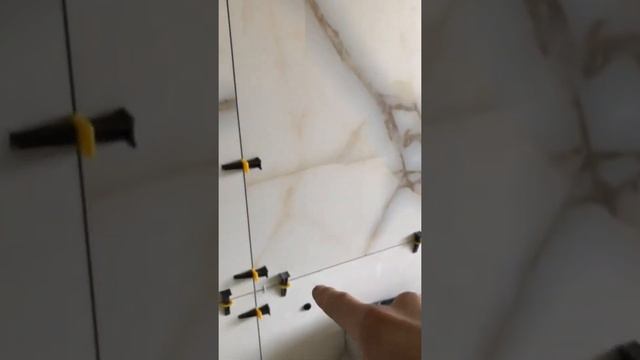 #shorts идеальные отверстия под розетку в керамограните смотреть онлайн