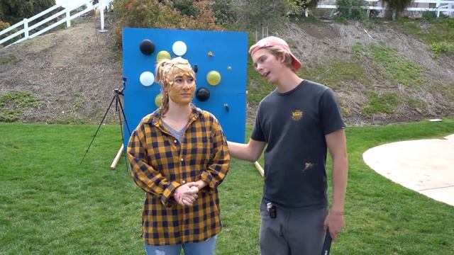 Mystery Balloons Decides our Girlfriends FATE! *EXTREME CARNIVAL GAMES* смотреть онлайн