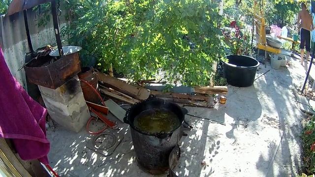 УХА ИЗ ОКУНЯ В КАЗАНЕ НА 12 ЛИТРОВ. смотреть онлайн