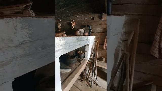 ИЗБА С ПЕЧЬЮ ПО ЧЁРНОМУ #жизньвдеревне #русскаядеревня #village смотреть онлайн