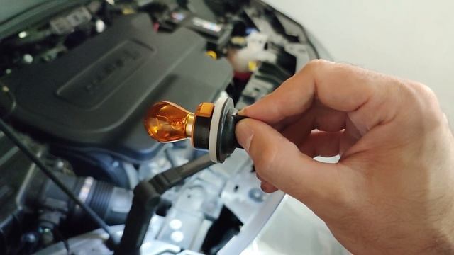 CAMBIO LE FRECCE ANTERIORI DELLA MIA FIAT TIPO 1.6 MULTIJET II смотреть онлайн