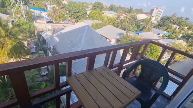 Maldives, Guraidhoo, Hotel Ocean Retreat And Spa, Sharks, Mantas, Sandbank, Vaavu
