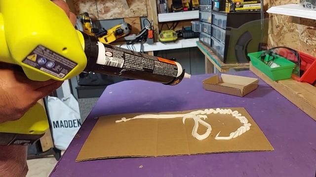 Ryobi P310G Power Caulk And Adhesive Gun Review & Testing | Power Tool Reviews | Tool Report