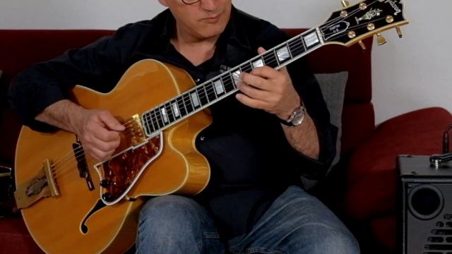 Gibson L5 CES, Gibson L5 Floating Johnny Smith, , Ibanez GB200, Henriksen TEN, Lorenzo Petrocca G.