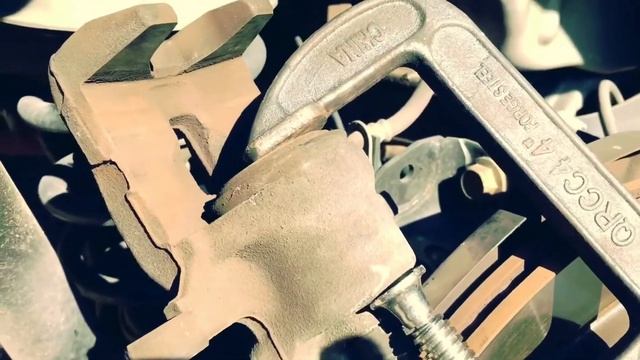 Replacing Rear Brake Pads On A 2010 Ford Edge. смотреть онлайн