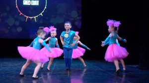 танец "Барби и Кен"