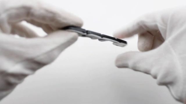Эмблема универсальная TRD черный мат смотреть онлайн
