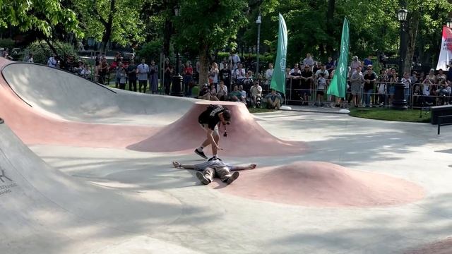 ФИНАЛ BMX XSA SEASON OPEN 2021 - КОНТЕСТ ЛУЧШИХ BMX РАЙДЕРОВ РОССИИ В СТРИТОВОЙ ПЛАЗЕ смотреть онлайн