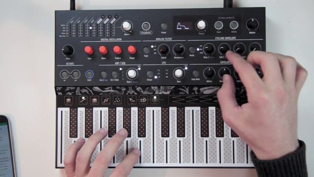 Arturia's MicroFreak | Complete tutorial/review (all oscillator types + patch ideas) смотреть онлайн