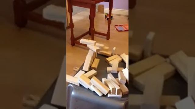 Domino Falls - the falling domino castle смотреть онлайн