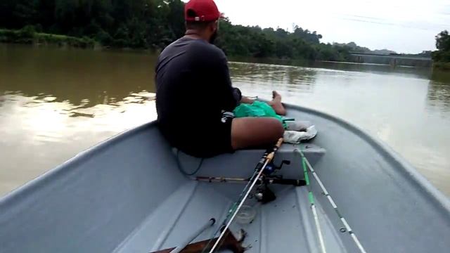Mercury 8hp outboard смотреть онлайн