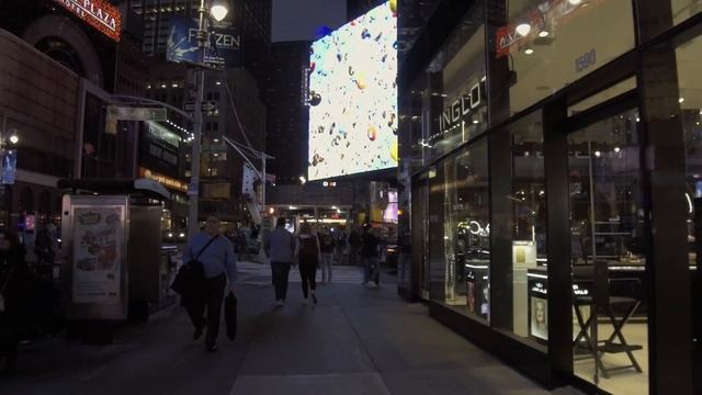 【4K】Walking around Times Square New York at Night смотреть онлайн