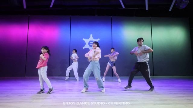 XG · Shooting Star смотреть онлайн