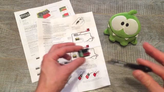 Как подключить звукосниматель от EMG