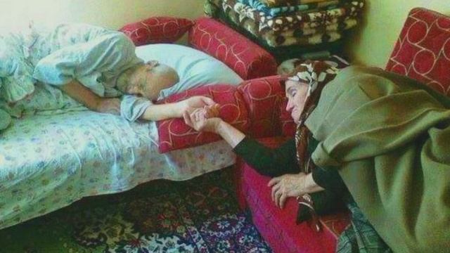 История любви/Что имеем не храним, потерявши - плачем #историяизжизни #бабушкасдедушкой смотреть онлайн